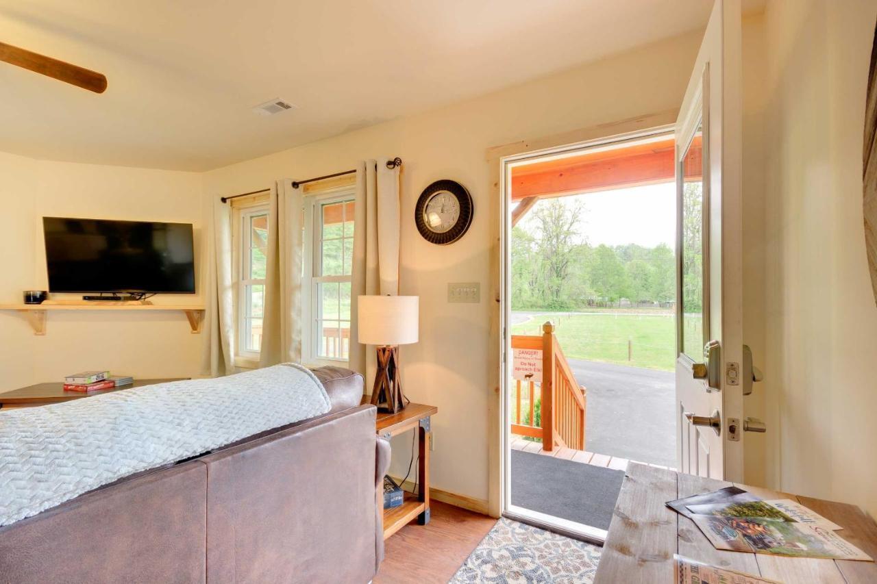 Cozy Bryson City Cabin 5 Miles To Downtown! Bagian luar foto