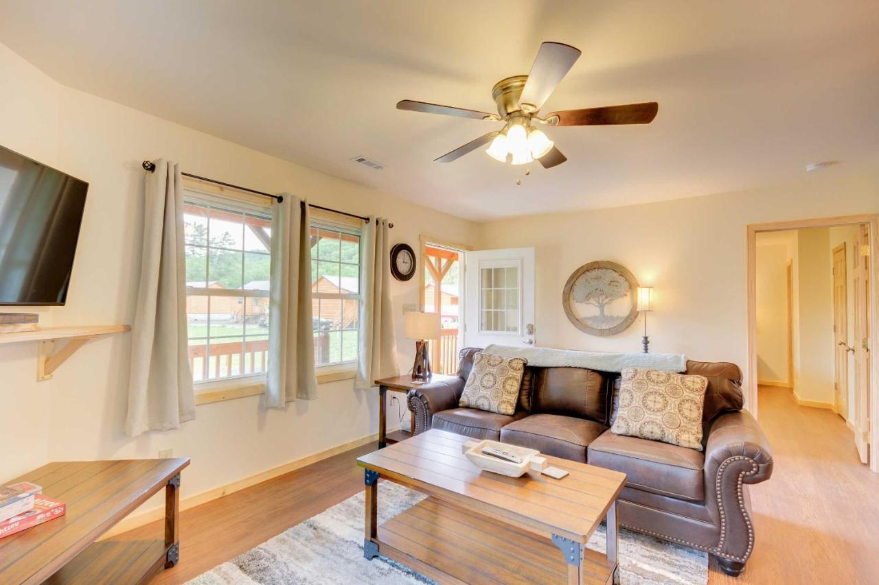 Cozy Bryson City Cabin 5 Miles To Downtown! Bagian luar foto