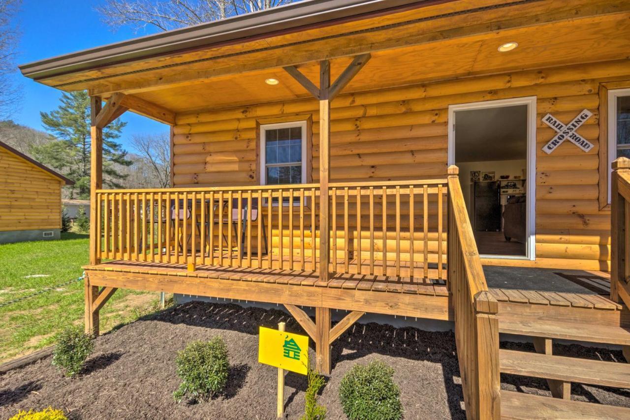 Cozy Bryson City Cabin 5 Miles To Downtown! Bagian luar foto